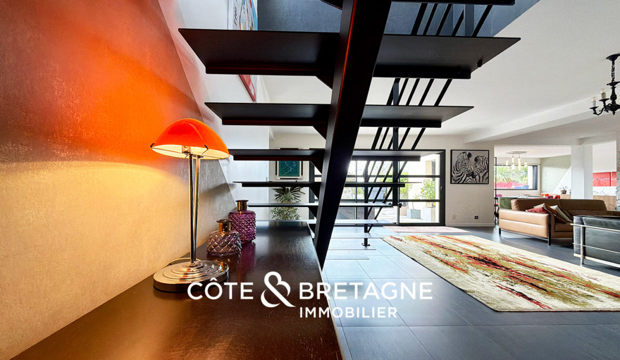 maison-rennes-betton-contemporaine-luxe-piscine