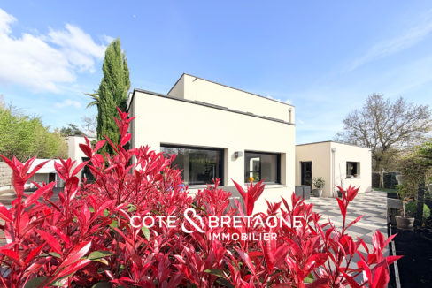 maison-rennes-betton-contemporaine-luxe-piscine-16