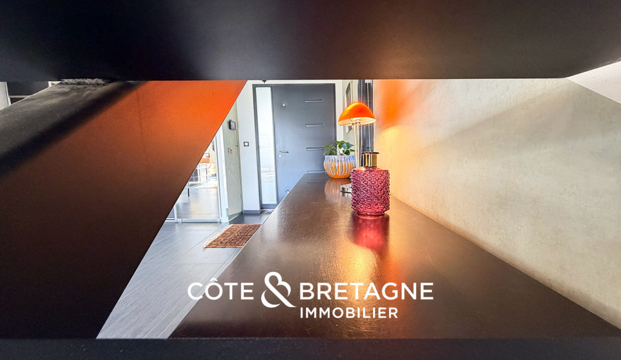 maison-rennes-betton-contemporaine-luxe-piscine-20