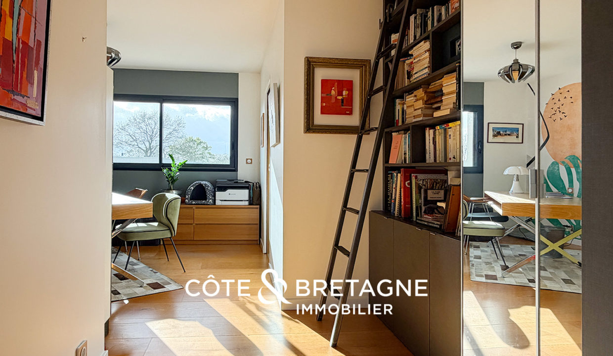 maison-rennes-betton-contemporaine-luxe-piscine-27