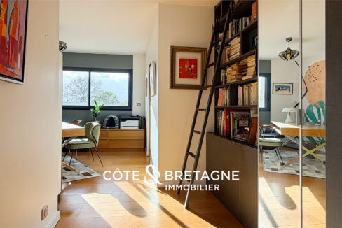 maison-rennes-betton-contemporaine-luxe-piscine-27