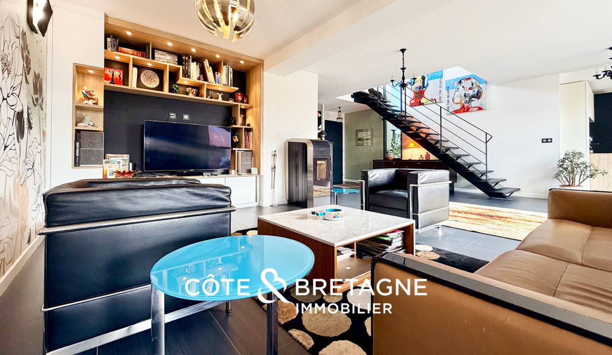 maison-rennes-betton-contemporaine-luxe-piscine-3