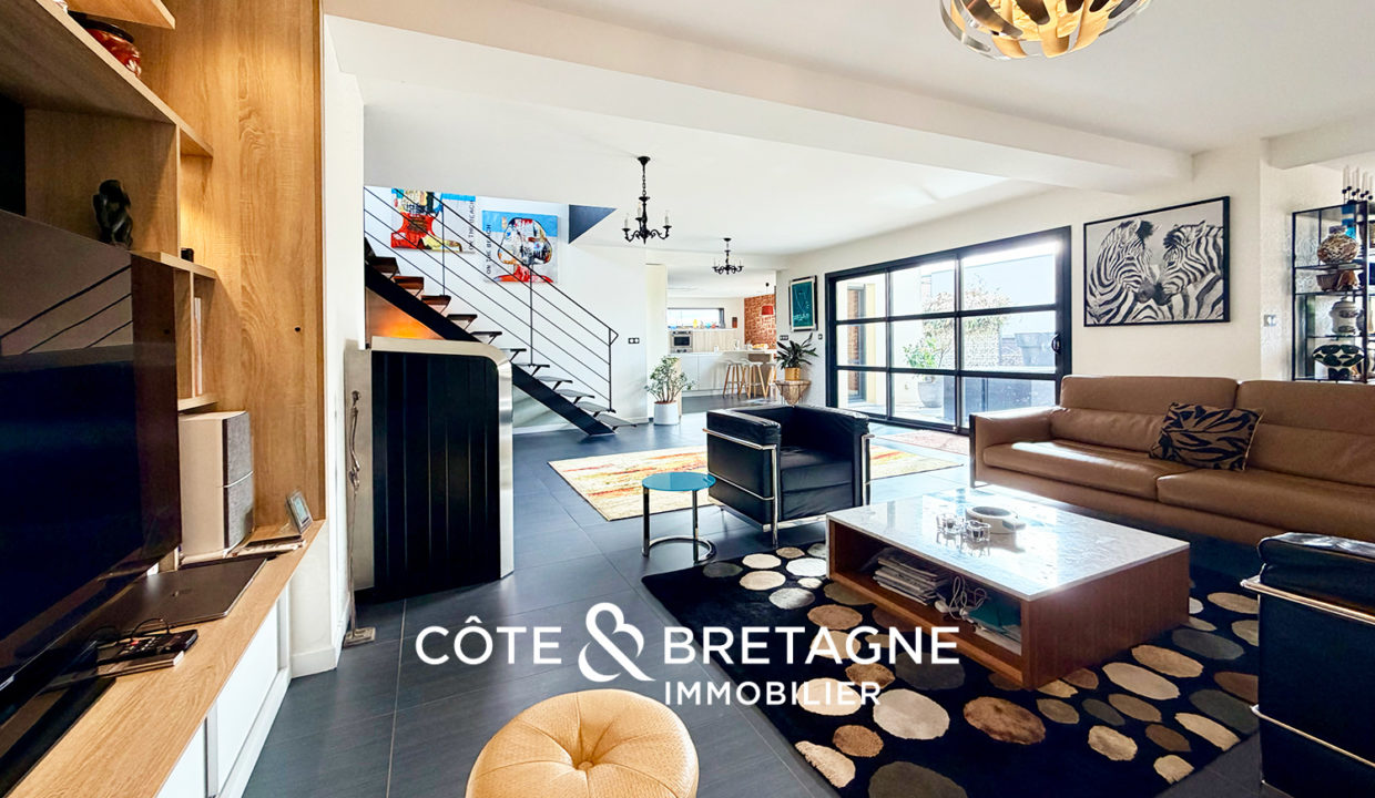 maison-rennes-betton-contemporaine-luxe-piscine-4