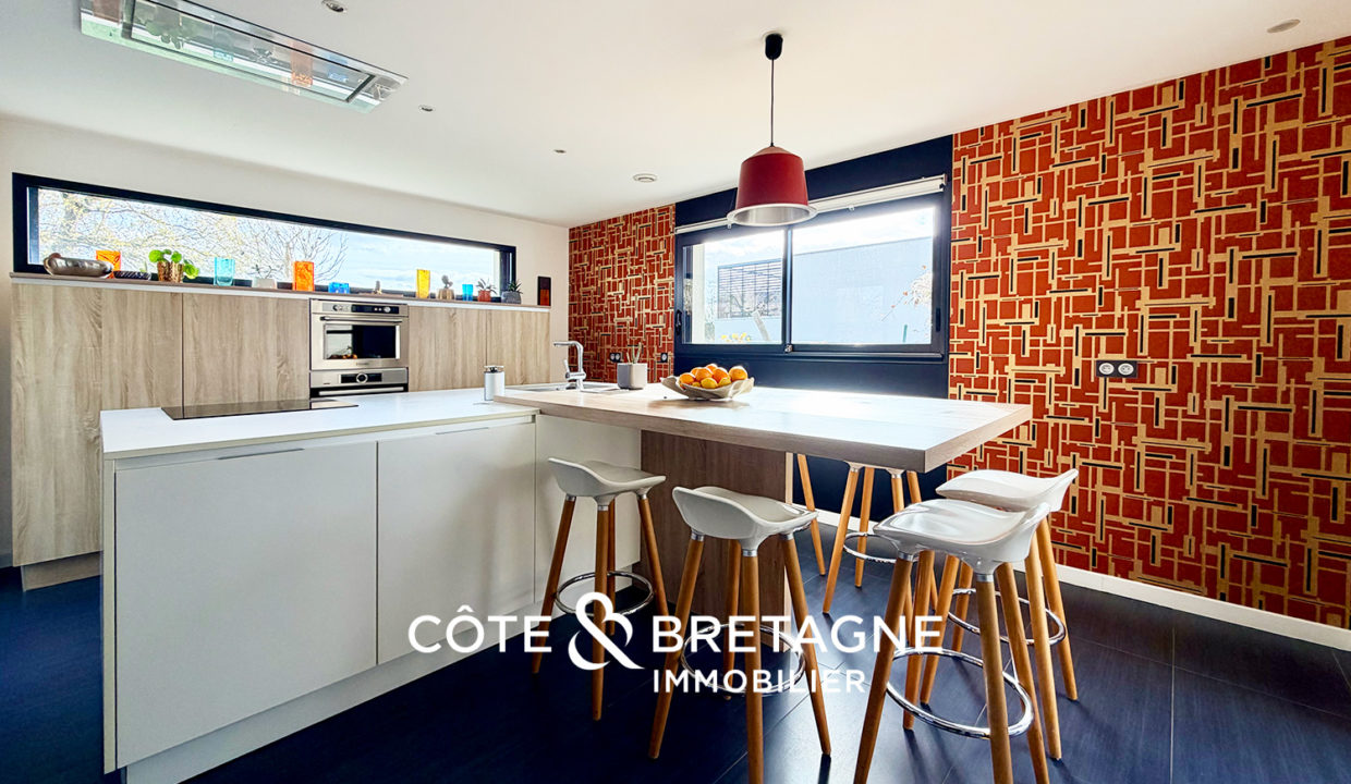 maison-rennes-betton-contemporaine-luxe-piscine-6