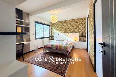 maison-rennes-betton-contemporaine-luxe-piscine-8