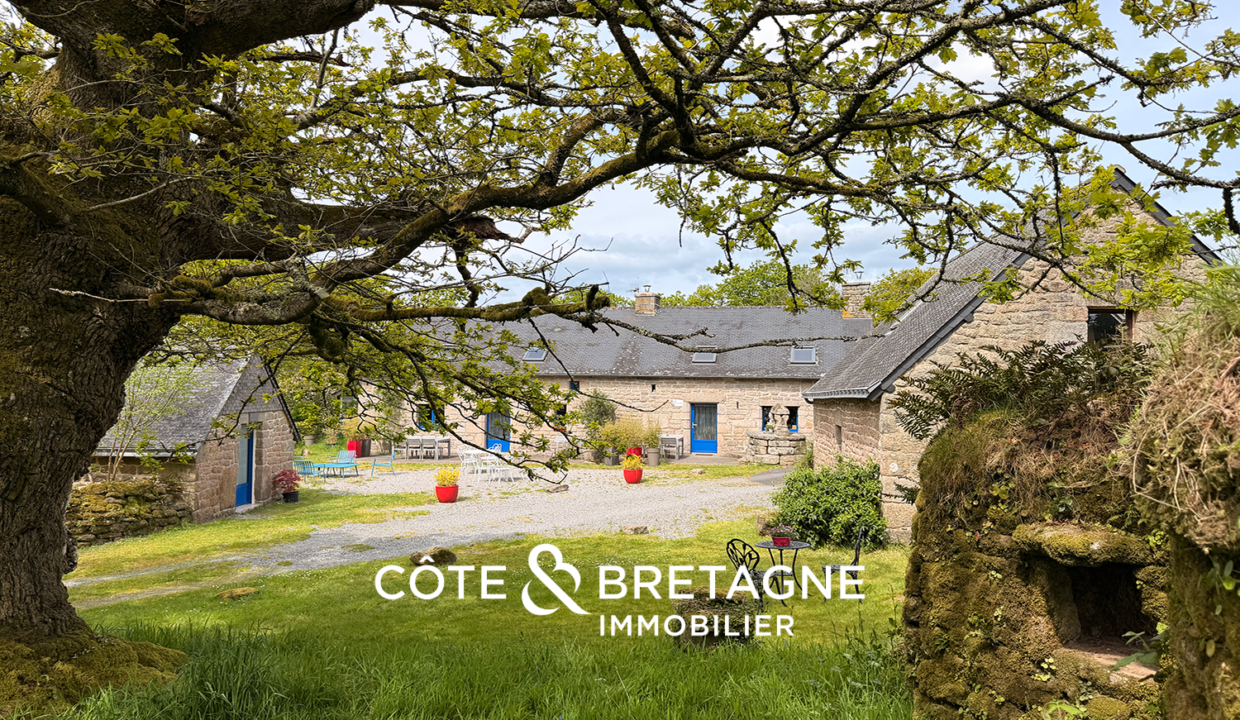 Domaine en pierre à Plouray Morbihan 11