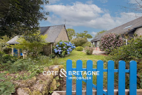Domaine en pierre à Plouray Morbihan 18