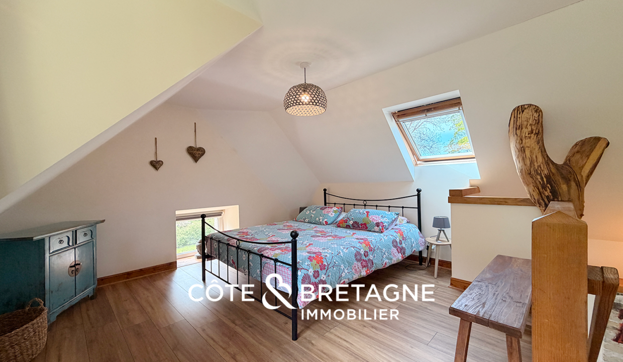 Domaine en pierre à Plouray Morbihan 34