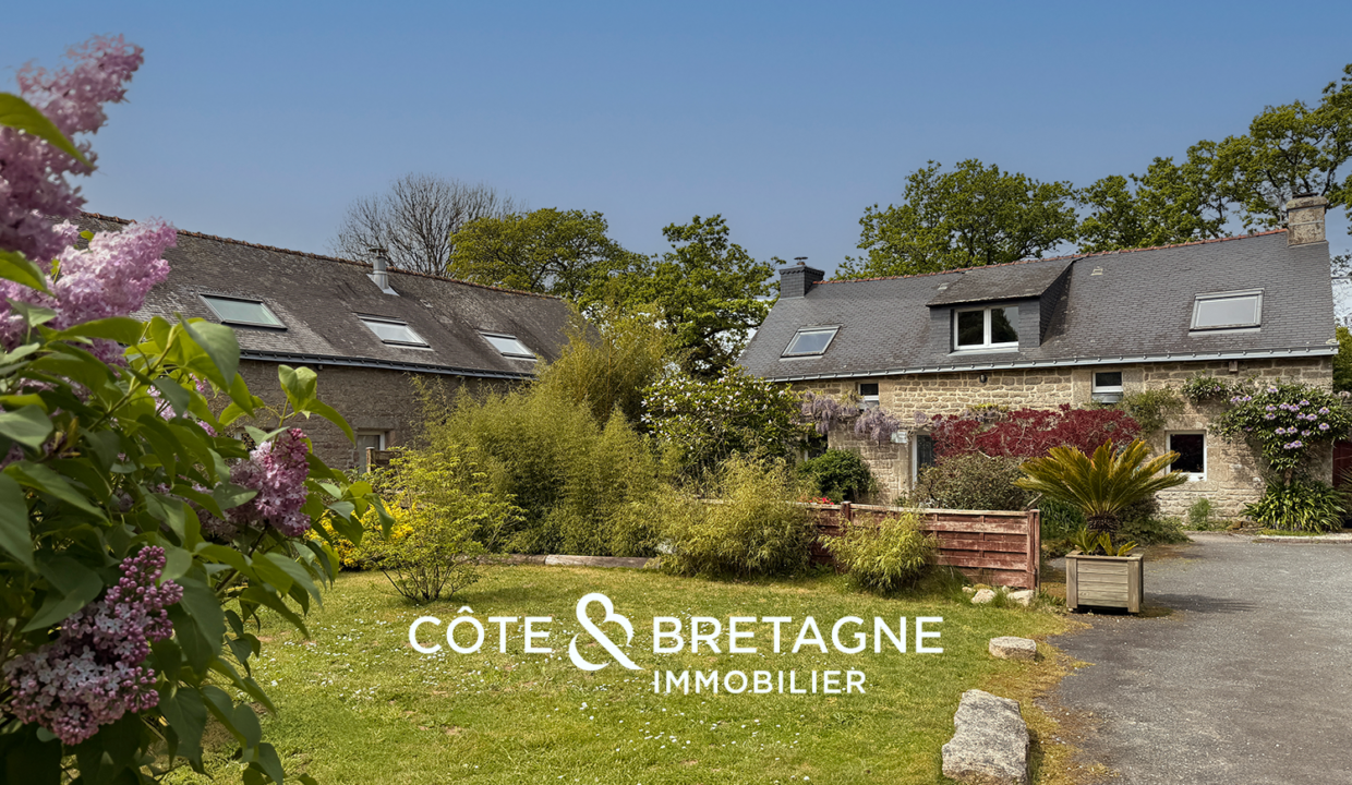 Domaine en pierre à Plouray Morbihan 8