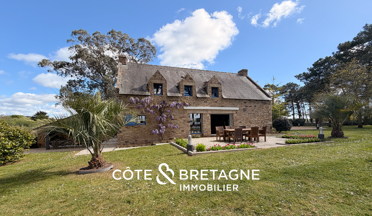 Magnifique maison en pierre sur la Ria d'Etel Morbihan