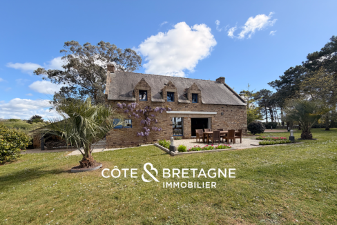 Magnifique maison en pierre sur la Ria d'Etel Morbihan
