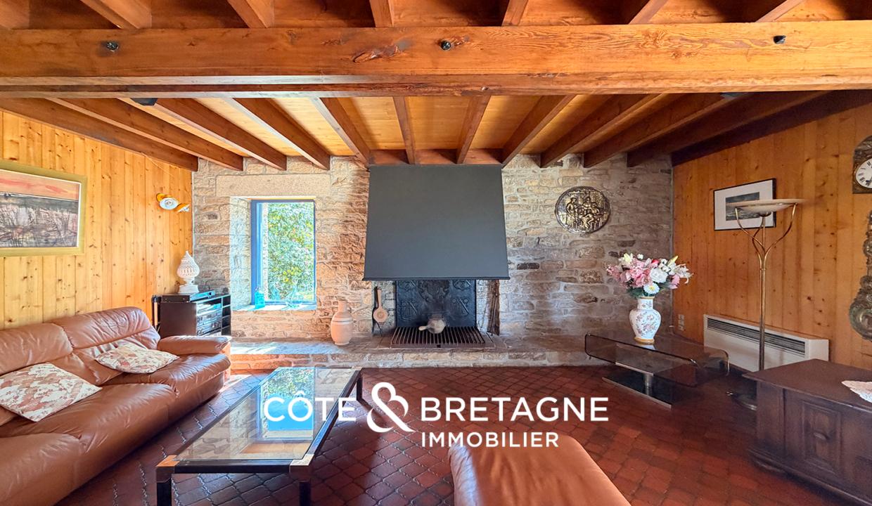 Maison en pierre avec vue sur la Ria d'Etel 3