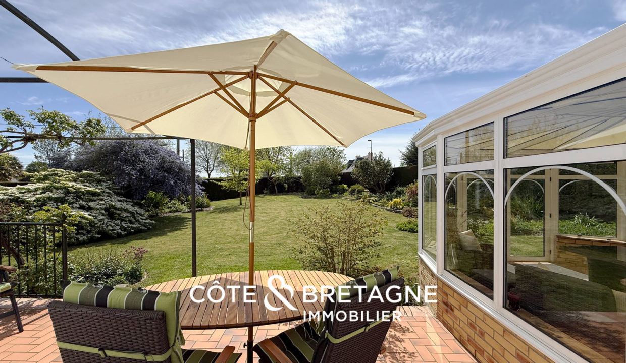 Maison-proche-plage-terrasse-jardin-plerin-rosaires-13