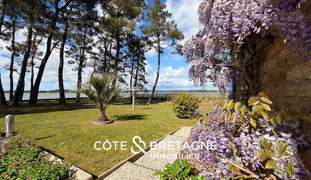 Superbe maison en pierre sur la Ria d'Etel Morbihan 8