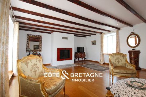 belle-longere-en-pierre-a-vendre-bretagne-14