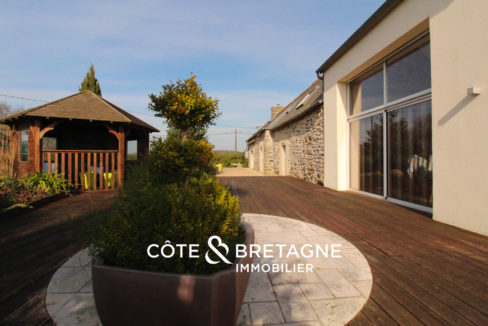 belle-longere-en-pierre-a-vendre-bretagne-15