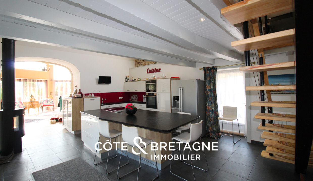 belle-longere-en-pierre-a-vendre-bretagne-17