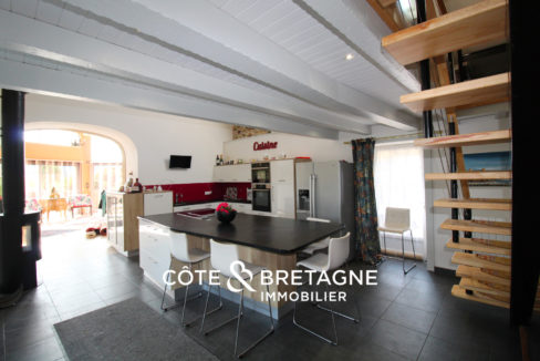 belle-longere-en-pierre-a-vendre-bretagne-17