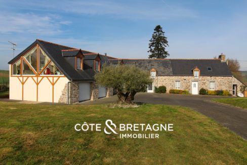 belle-longere-en-pierre-a-vendre-bretagne-21