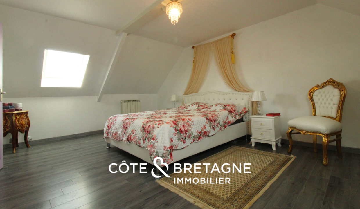 belle-longere-en-pierre-a-vendre-bretagne-9