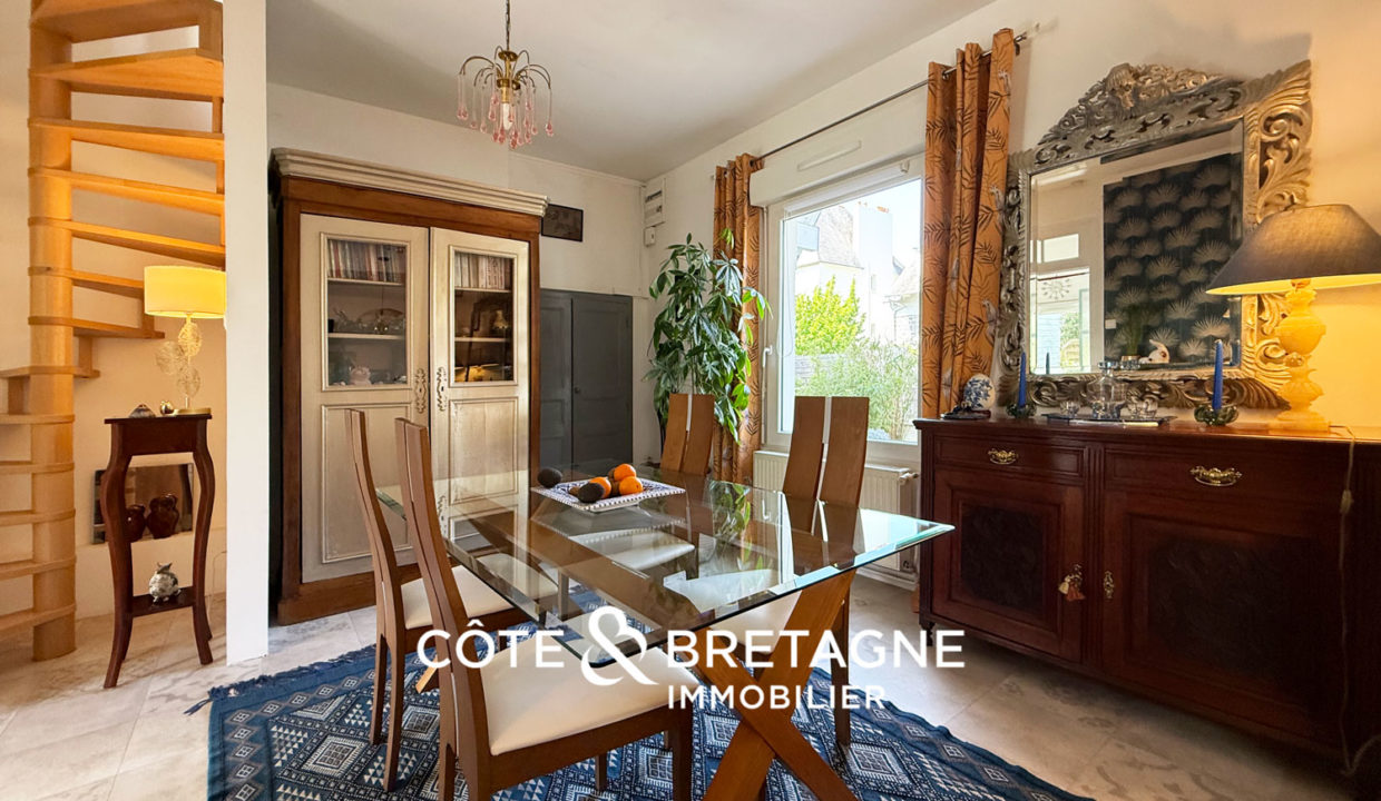 maison-centre-ville-saint-brieuc-jardin-terrasse-coquette-10