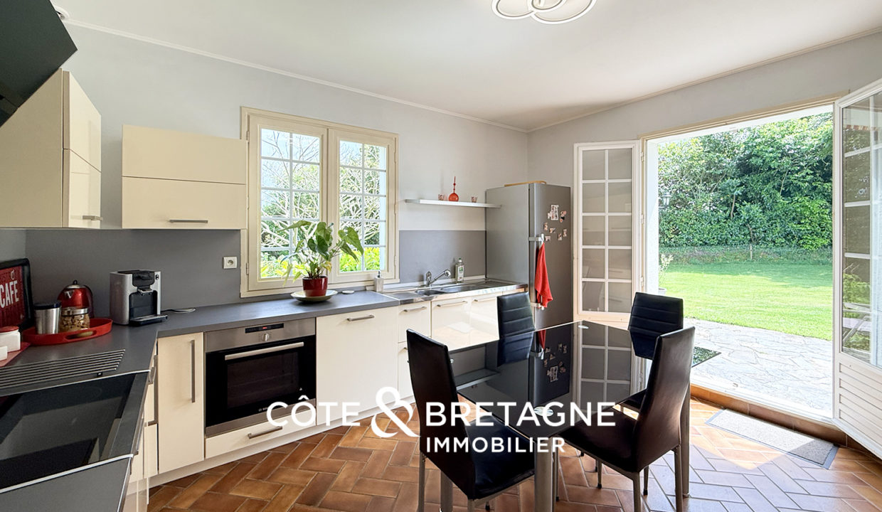 maison-familiale-5-chambres-lannion-cuisin2
