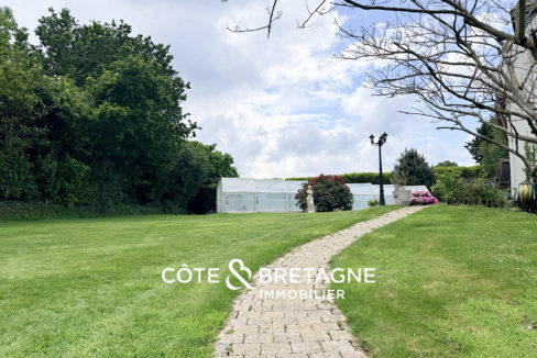 maison-familiale-5-chambres-lannion-jardin