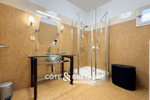 maison-familiale-5-chambres-salle-deau-lannion