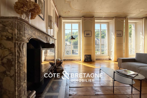Appartement-standing-moulures-proche-port-du-legue-1