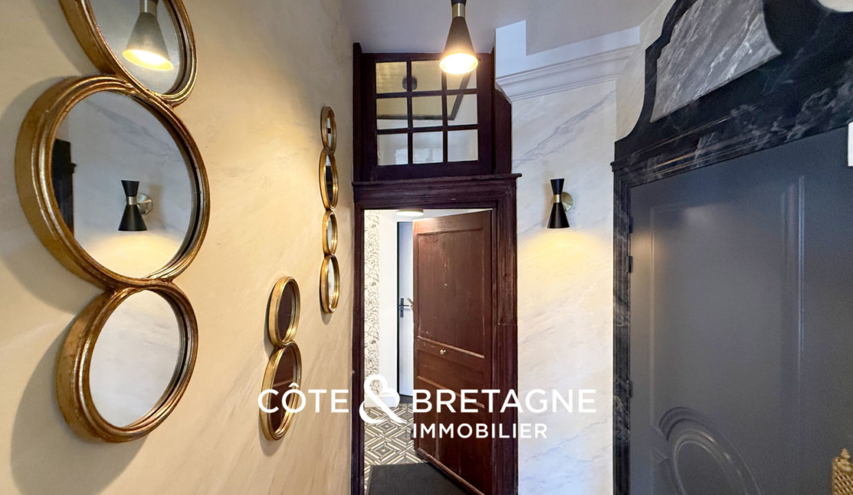 Appartement-standing-moulures-proche-port-du-legue-10