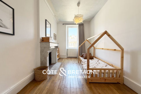 Appartement-standing-moulures-proche-port-du-legue-11