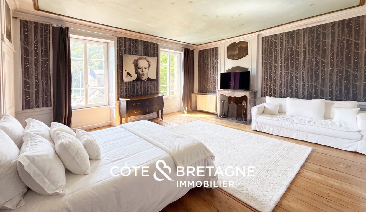 Appartement-standing-moulures-proche-port-du-legue-12