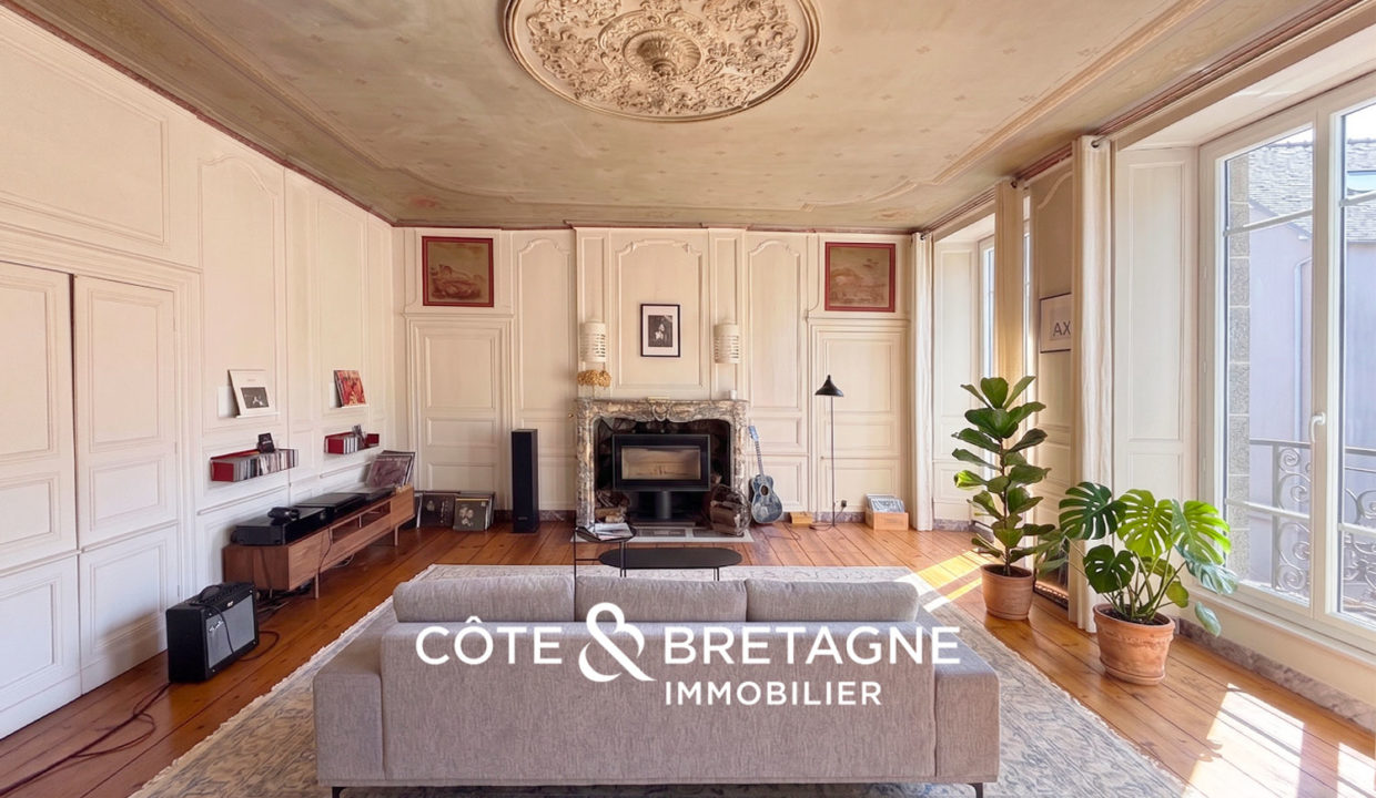 Appartement-standing-moulures-proche-port-du-legue-22