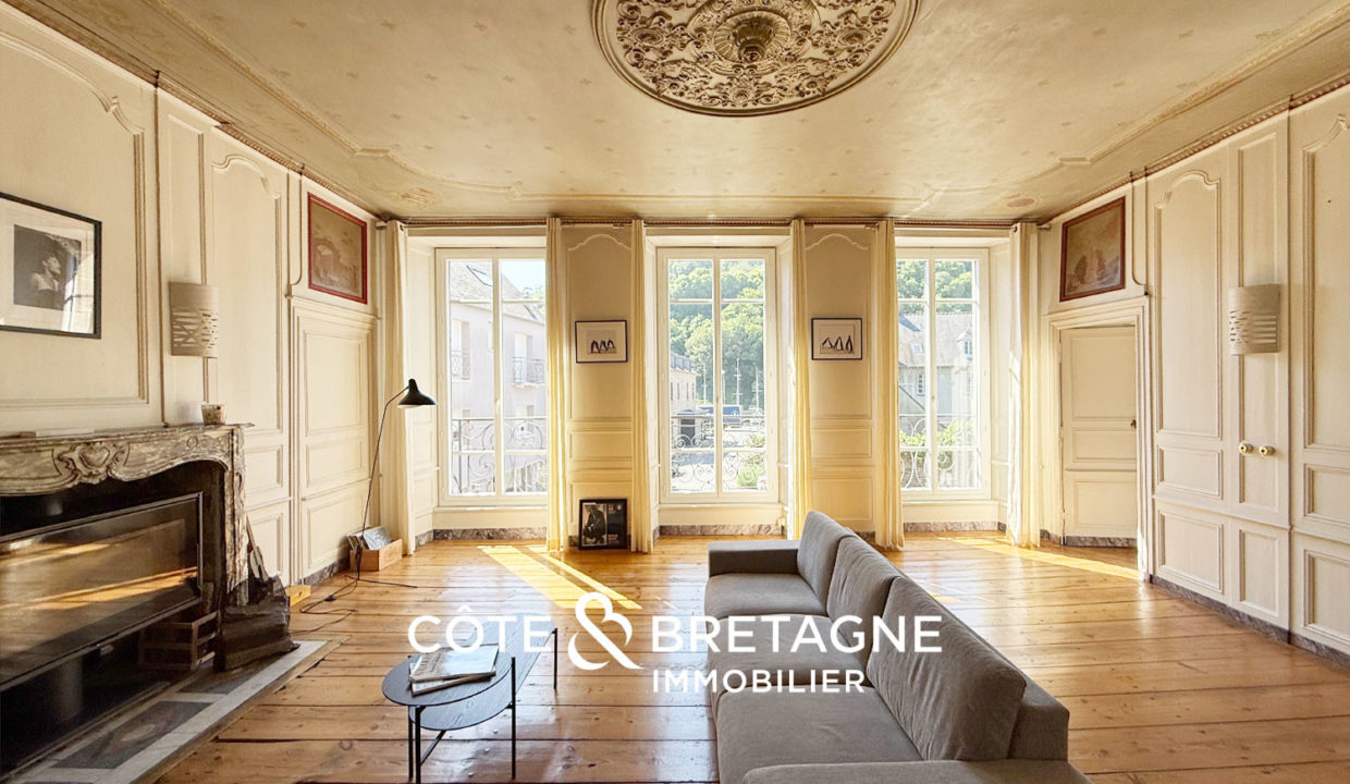 Appartement-standing-moulures-proche-port-du-legue-24