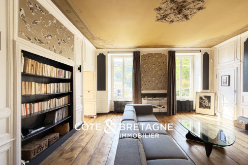 Appartement-standing-moulures-proche-port-du-legue-4