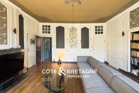 Appartement-standing-moulures-proche-port-du-legue-5