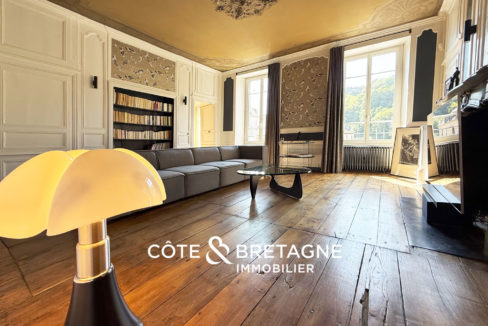 Appartement-standing-moulures-proche-port-du-legue-6