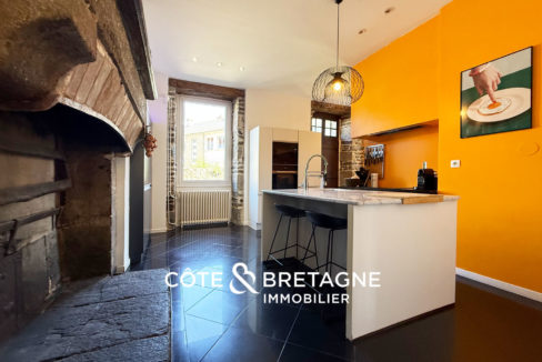 Appartement-standing-moulures-proche-port-du-legue-7