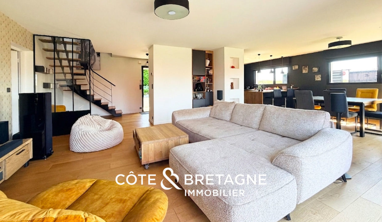 maison-a-vendre-binic-etables-sur-mer-jardin-garage-proche-mer-0