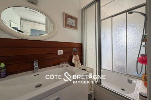 maison-binic-piscine-jardin-garage-15