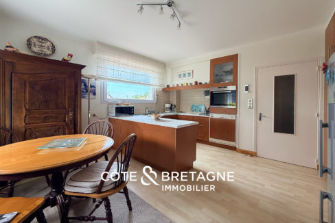 maison-binic-piscine-jardin-garage-22
