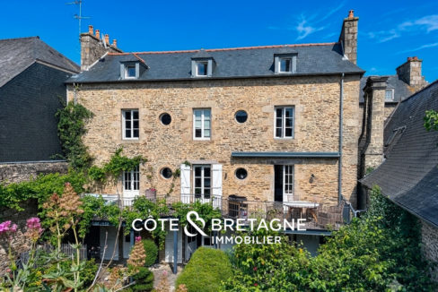 maison-bourgeoise-dinan-centre-ville-1