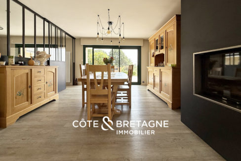 maison-caractere-vue-degagée-saint-brandan-lignes-contemporaine-07