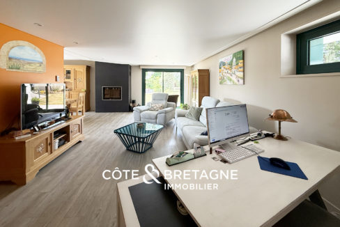 maison-caractere-vue-degagée-saint-brandan-lignes-contemporaine-12