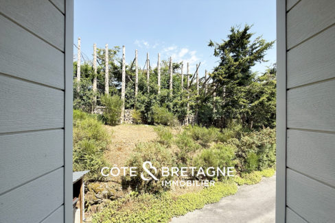 maison-caractere-vue-degagée-saint-brandan-lignes-contemporaine-20