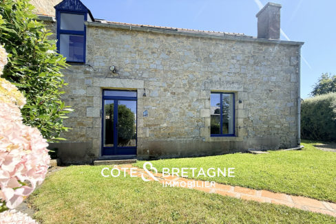 maison-pierre-proche-mer-trebeurden-2