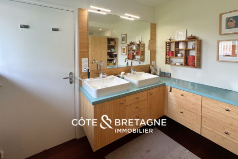 maison Larmor sdb rdc 3