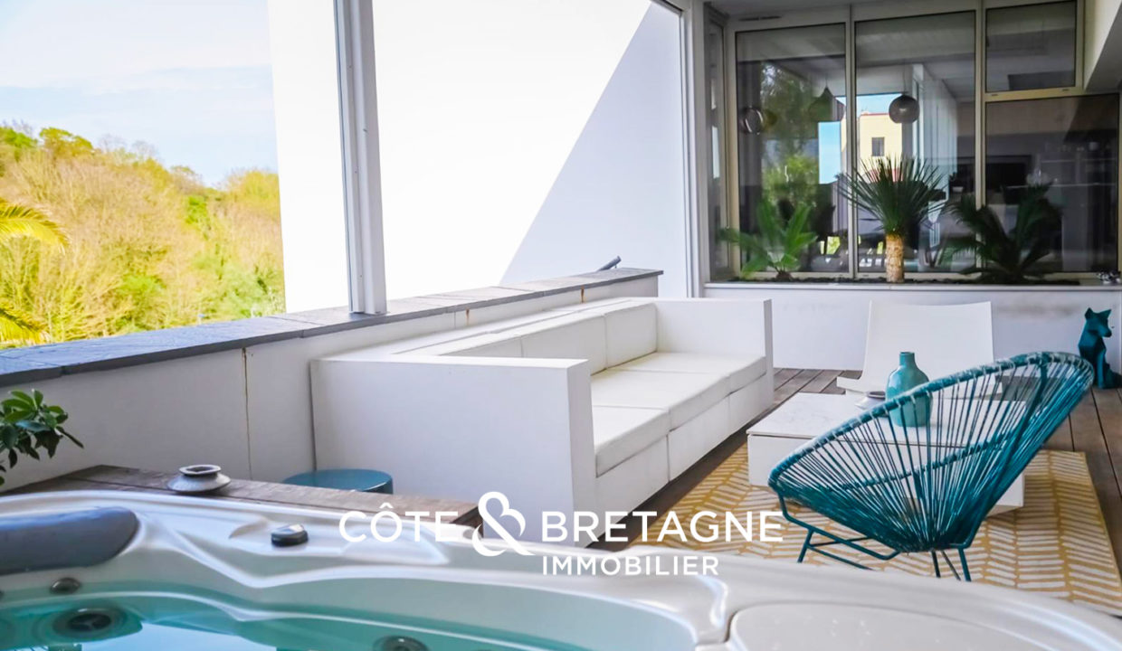 maison-contemporaine-saint-brieuc-luxe-prestige-piscine-3
