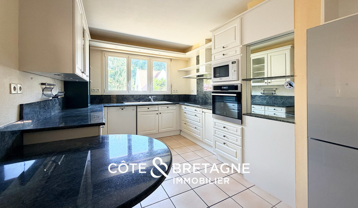 maison-perros-guirec-vue-mer-trebeurden-lannion