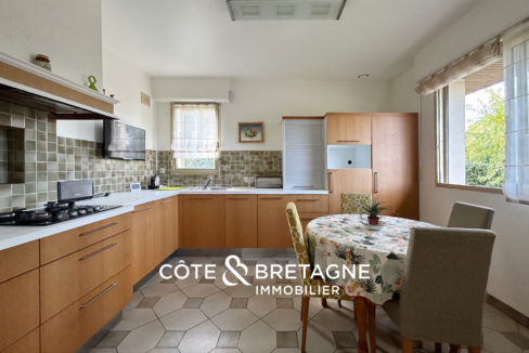 maison-plurien-erquy-les-sables-d'or-terrain-garage 3
